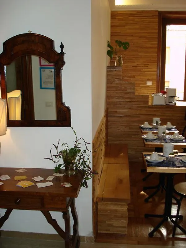B&B La Casa Di Rosy Rome 5*,  Italy